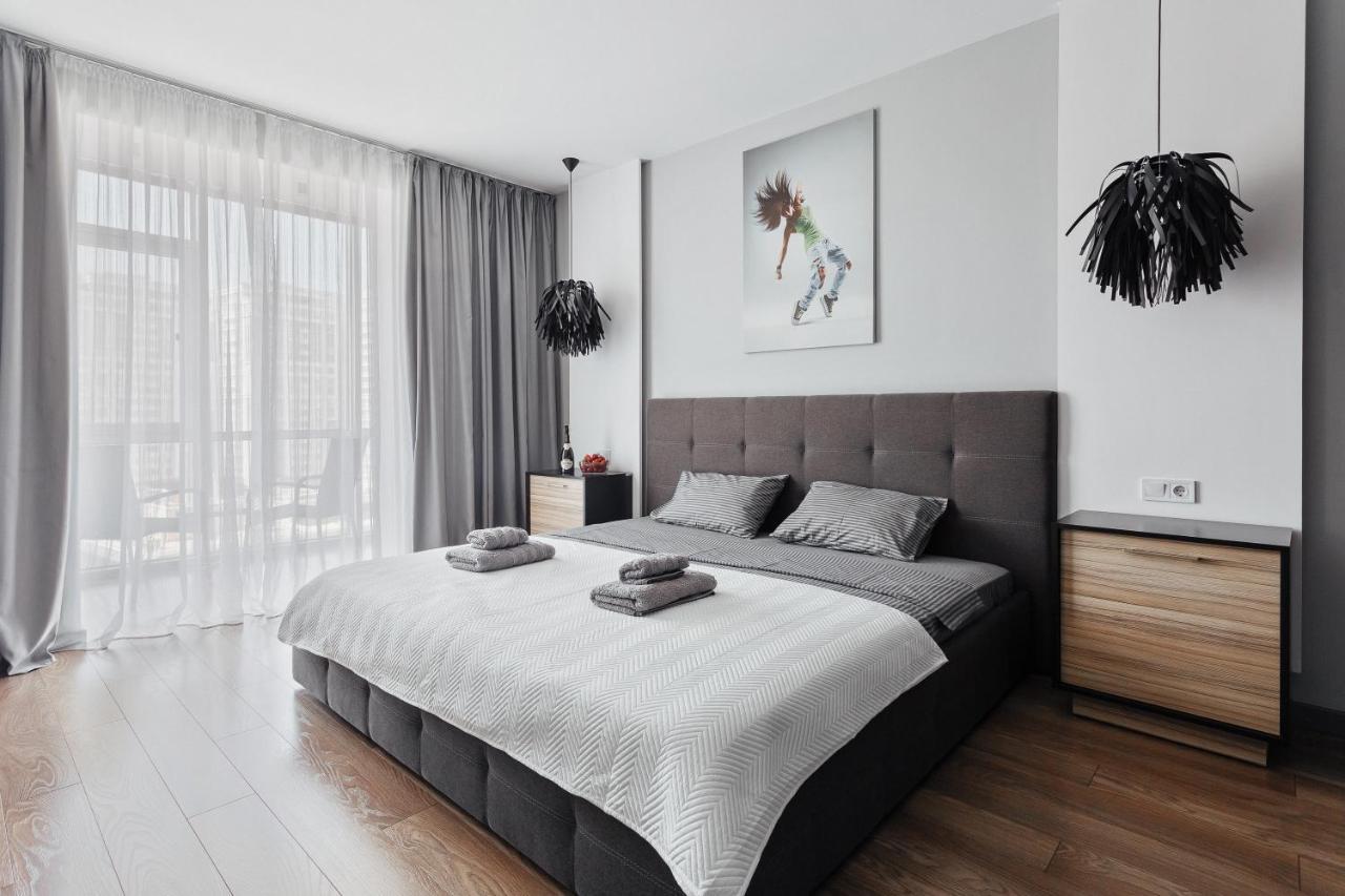 Grey Apartment Odesa Exterior foto