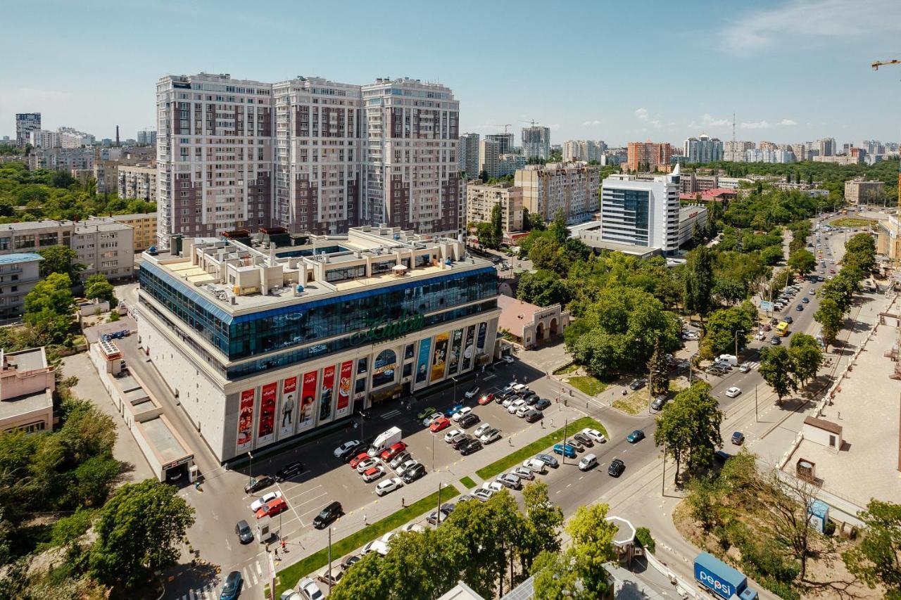 Grey Apartment Odesa Exterior foto